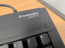 Commodore CDTV UK Keyboard - CD-1221 ?? EXCELLENT CONDITION - TESTED WORKING ??