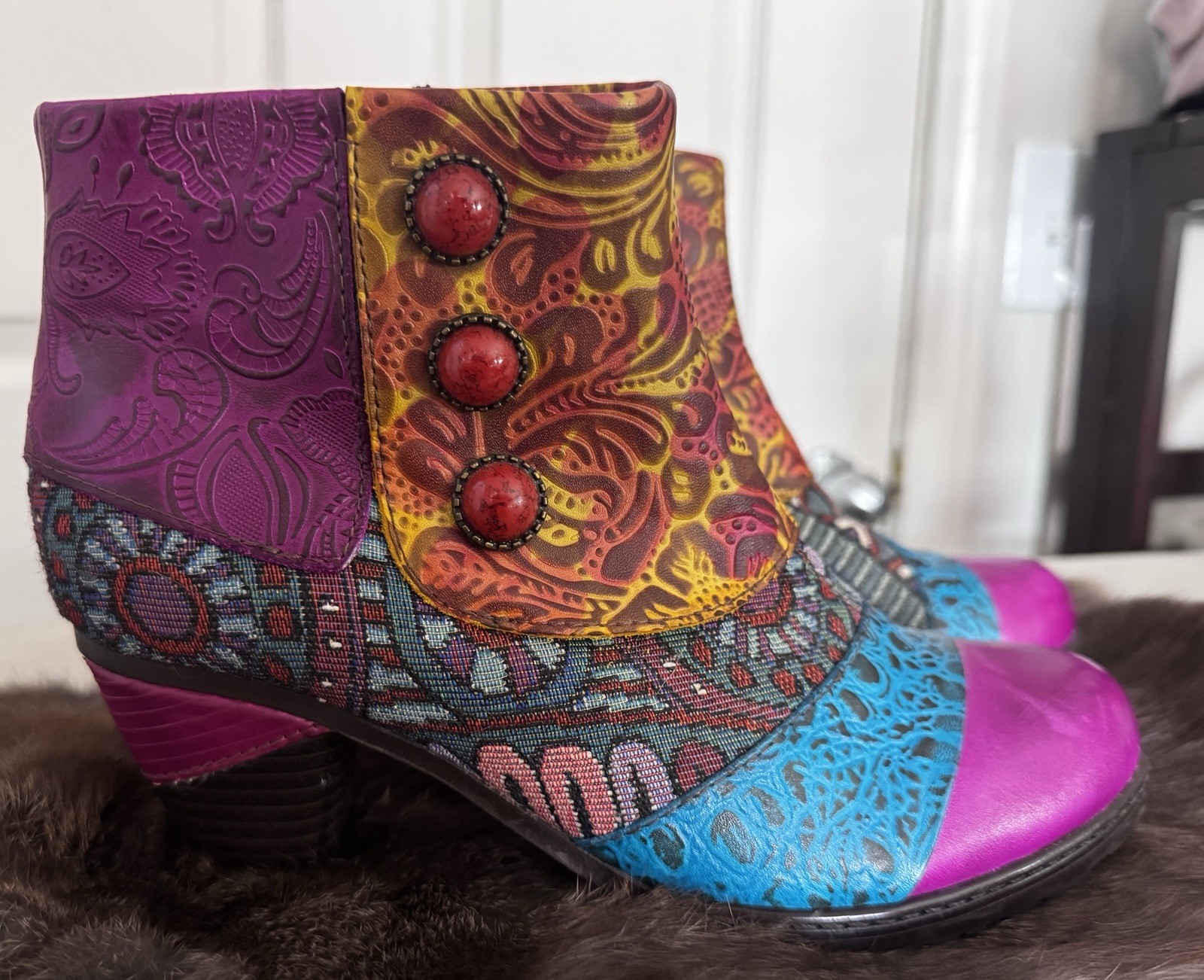 Sz 7 Witchy Tooled Leather Patchwork Booties Embr… - image 8