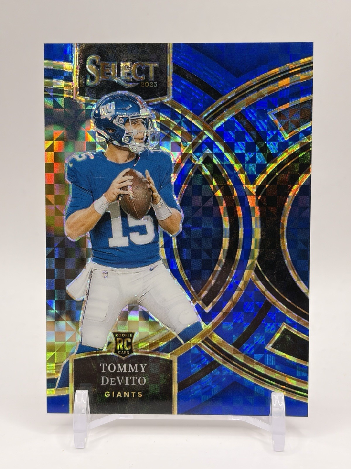 2023 Panini Select - Premier Level Tommy DeVito #102 Blue Prizm /149 (RC)