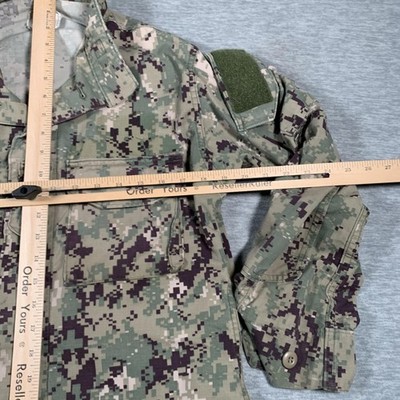 US Navy NWU Type III Blouse Mens Small Short Camouflage Jacket