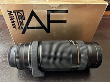 Nikon AF Zoom-NIKKOR 75-300mm f/4.5-5.6 G Lens