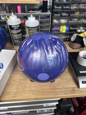 USED-Bowling Ball -15Lb -BRUNSWICK 