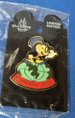 Walt Disney World - Jiminy Cricket - Earth Day 2001 Mark Seppala NOC LE 5000