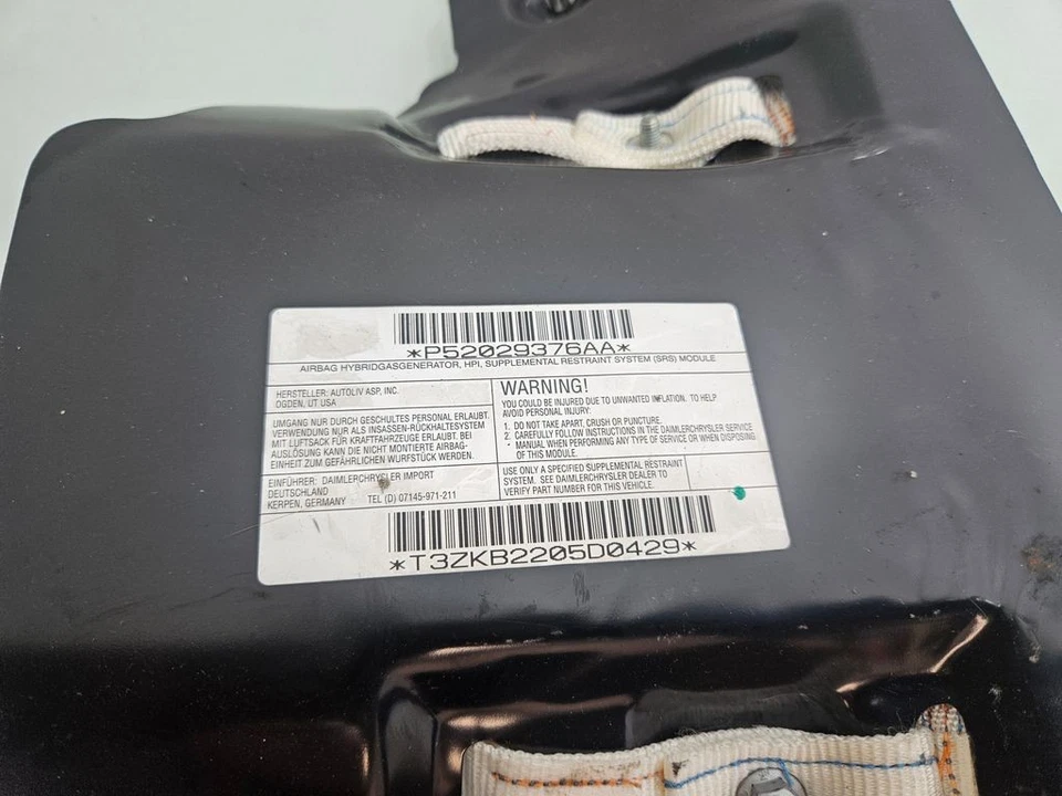 Chrysler Grand Voyager IV 2001 Other Interior Part P52029376AA KRD42818 - Imagem 3 de 4