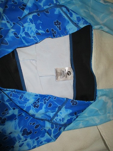 Pelagic Leggings Women’s water Print Fishing Pants med UPS 50+ sun - Picture 3 of 5
