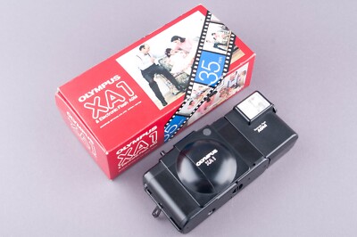 OLYMPUS　XA1 A9Mフラッシュ付きコンパクトフイルムカメラ Olympus XA 1 with flash A9 35 mm Point&Shoot Film Camera BOX