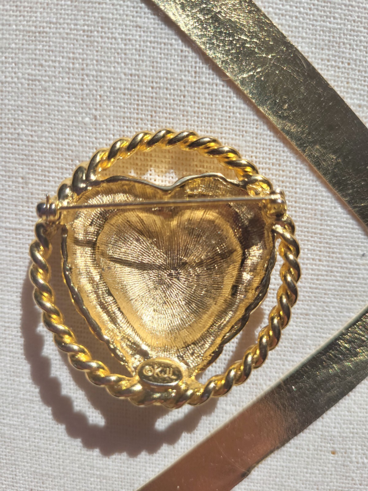 KJL Kenneth Jay Lane Heart Shaped Brooch Gold Pla… - image 3