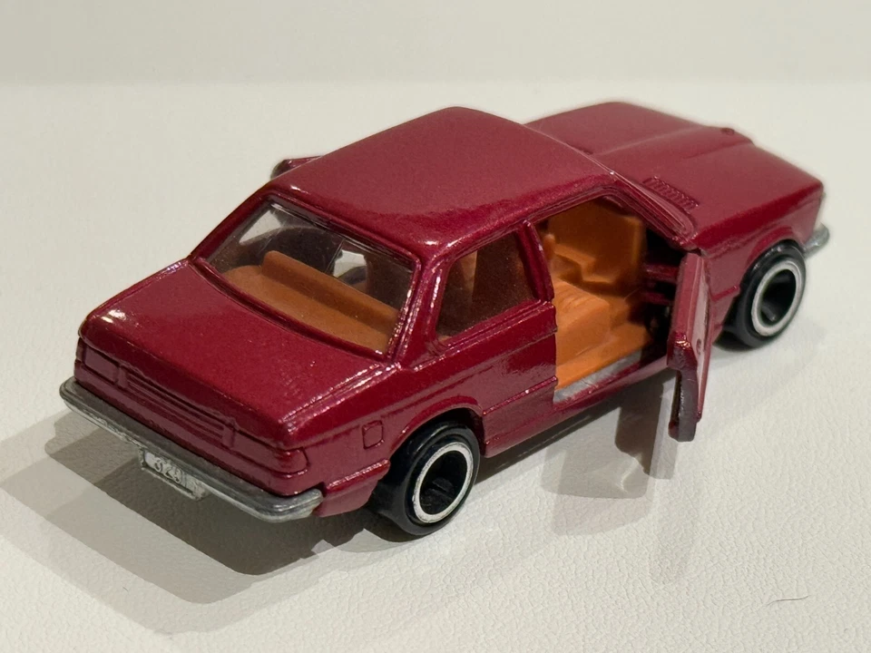 Vintage Tomy Tomica No. F43 BMW3201, Cranberry Red Diecast- (NM Condition) - Image 4 of 4