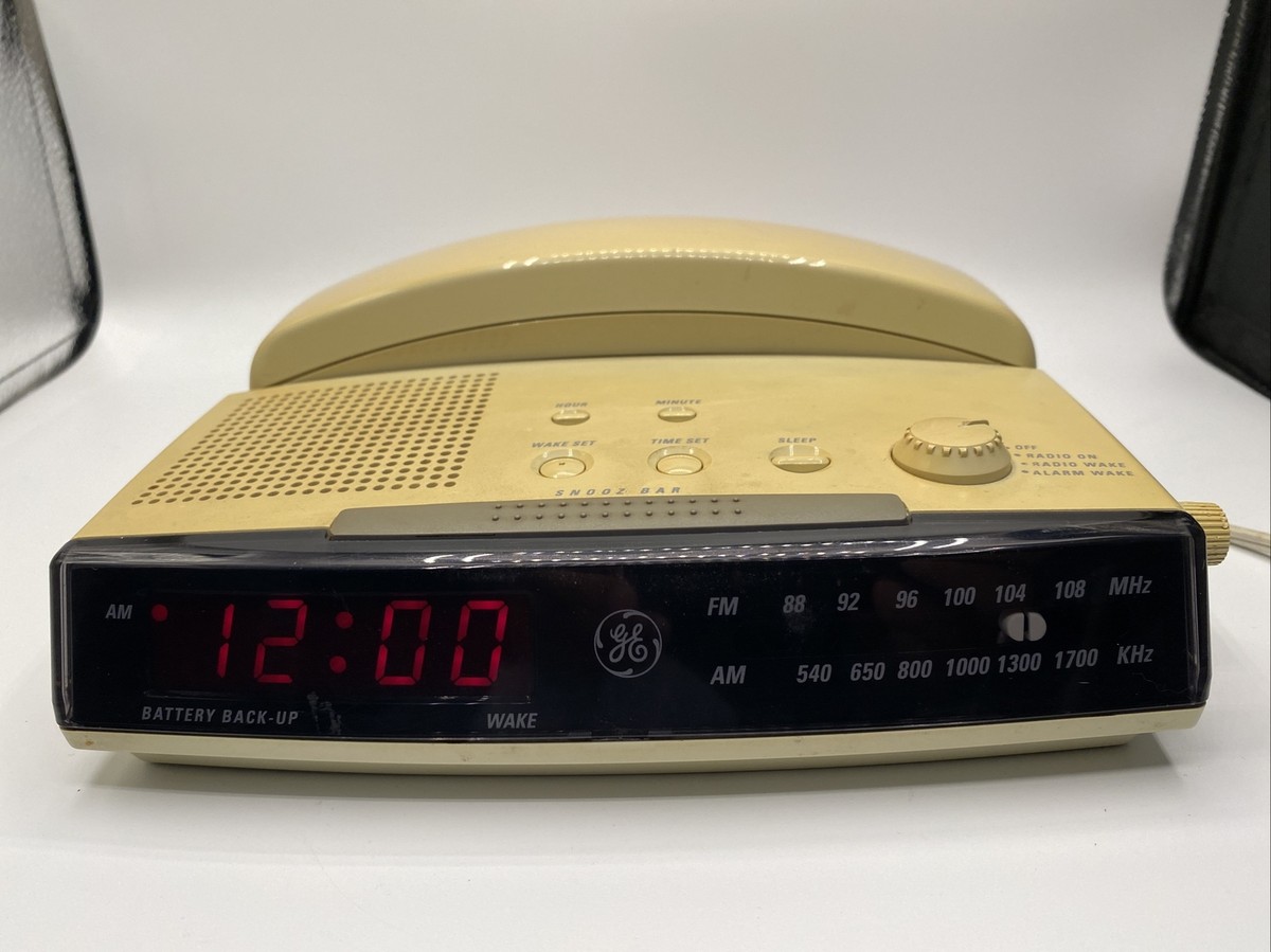 GE Model 2-9710A FM/AM Clock Radio Alarm 12 Number Memory