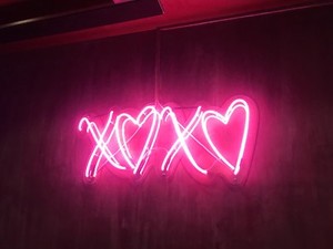Details About New Xoxo Pink Bar Decor For Bedroom Acrylic Neon Light Sign 17 X8