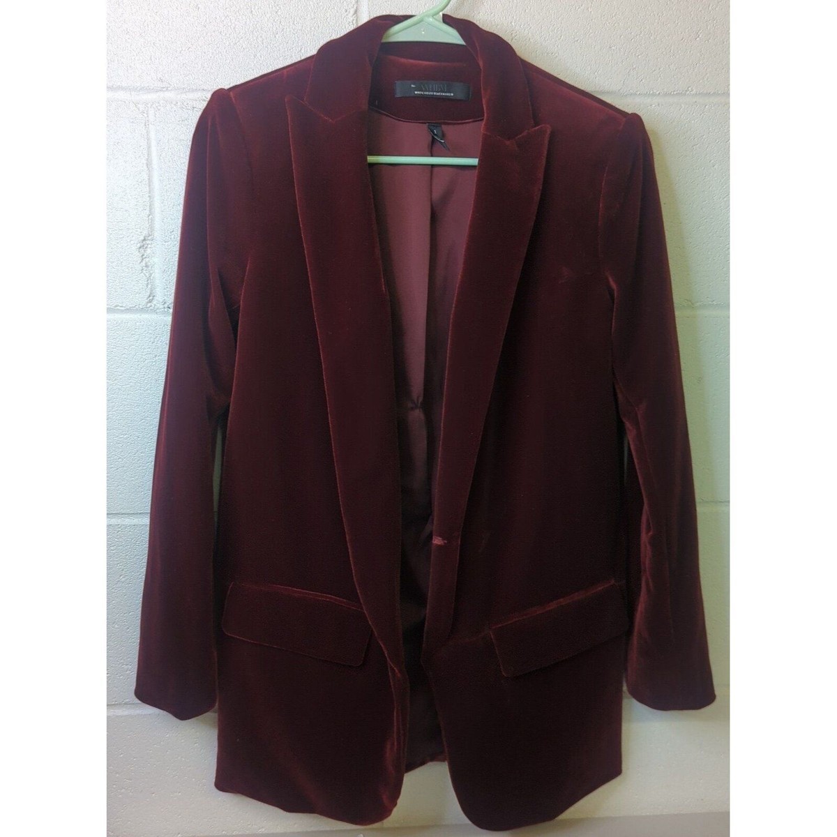 New White house black market sz2 satin solid red Merlot blazer velvet  relaxed