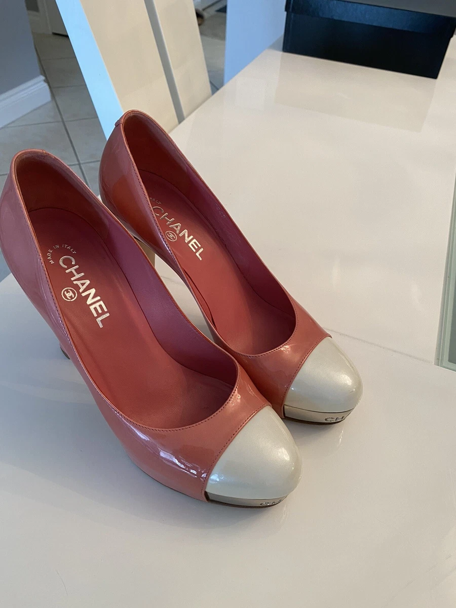 Chanel Two Tone Leather Ballet Flats Size 40.5 Chanel