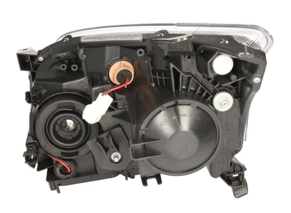 Phare avant droit pour Toyota Avensis T25 phase 2 pour remplacer optique ternie - 2