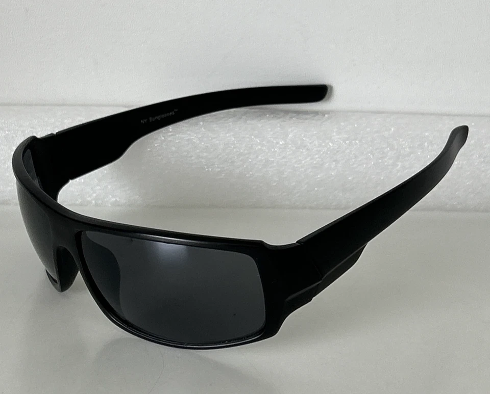 Lote de 2 gafas de sol negras de borde completo Fasion para hombre Ironman y NY Foto 4 de 4
