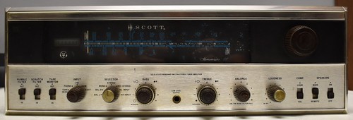Vintage H.H. Scott Stereomaster 388 Solid State Wideband AM/FM Stereo Amplifier