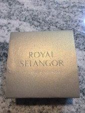  THE DESIGNER COLLECTION ROYAL SELANGOR PEWTER PENDANT WITH LEATHER STRAP