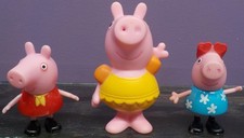 PEPPA PIG Action Figure / Bath Squirter - 3" Jazwares - 2003 2 More