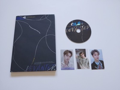 Stray Kids Limited Levanter Album Hyunjin Page with 3 Bang Chan Photocards