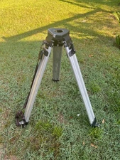 Unbranded Surveying Tripod-Working Condition