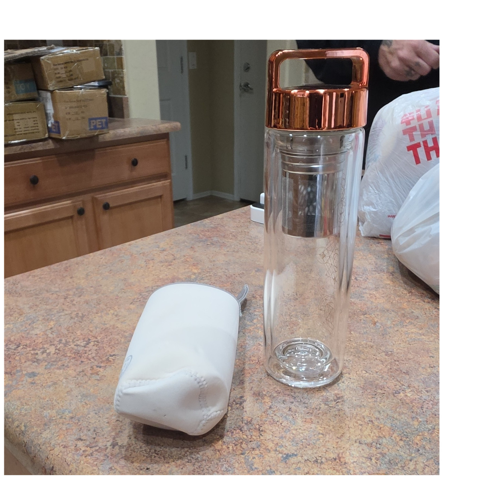 Teabloom Glass Infuser Bottle with Copper Lid, Stainless Steel Strainer