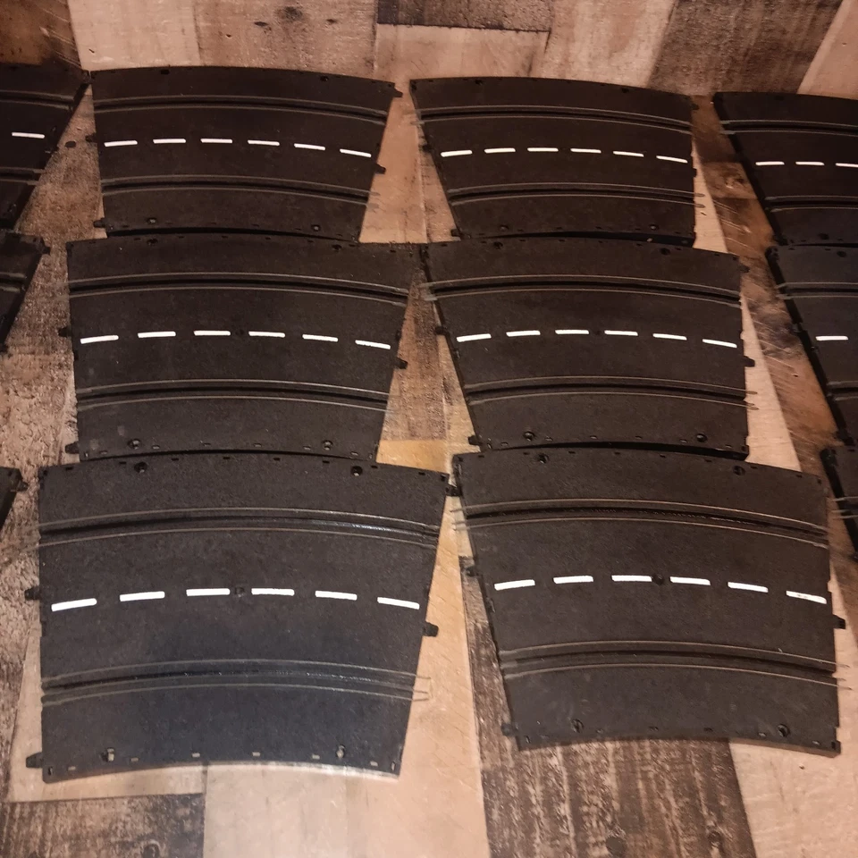 Lote de 12 piezas de pista Carrera vintage curva estándar 502 leer 7 pulgadas de ancho Foto 3 de 4