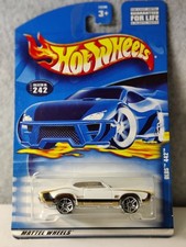 Hot Wheels VTG 2000 Mainline  242 White OLDS 442 - PR5 Wheels NICE 