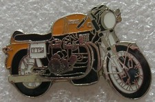 Pin Anstecker Münch TTS gelb / orange Motorrad Moto Spilla Oznak Art. 0290
