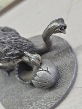 VINTAGE HUDSON PEWTER OSTRICH & HATCHING EGG CHICK FIGURINE HARRY WILSON 702