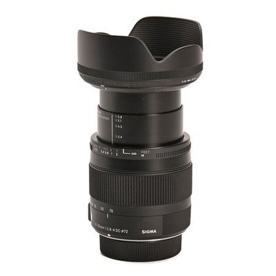 Sigma 17-70mm/2,8-4,0 DC Macro OS HSM f. Nikon F-M gebraucht Objektiv