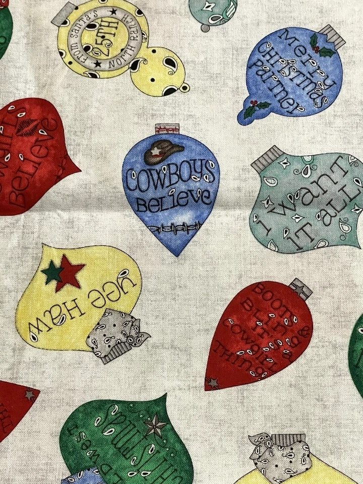 Fabric Blanket Quilting Corp 2015 Christmas Pattern 100% Cotton 1.16 yd x 42 in - Image 4 of 4