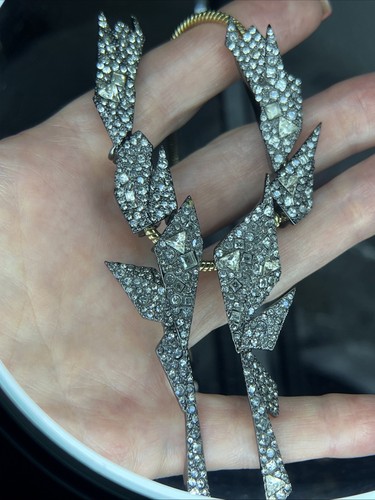 Alexis Bittar Havisham Crystal Encrusted statement bib lariat necklace gold - Picture 5 of 9