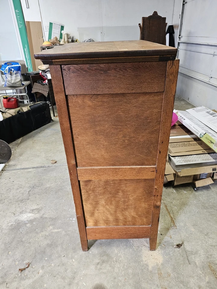 Cómoda Highboy vintage/antigua de roble Foto 2 de 4