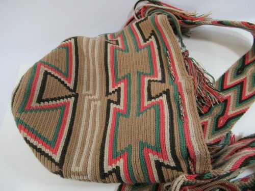 Wayúu Mochila Bag Woven Handbag Bucket with Shoulder Straps Colombian Pink Beige - Picture 7 of 9