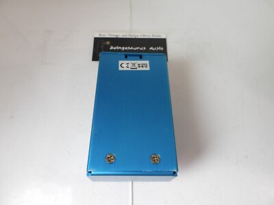 Way Huge WM71 Aqua Puss MKIII Smalls Delay Echo Effects Pedal Free