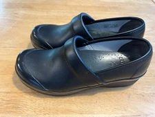 Dansko Black Slip Resistant Reinforced Toe Nursing Healthcare Clogs Sz 39 EU 8.5