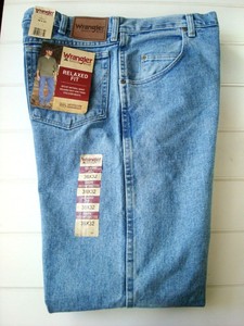 wrangler men's rugged wear relaxed fit jean