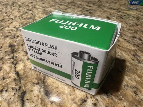 Fujifilm Fuji Color 200 ISO 35mm Format Negative Film - 1 Rolls of 36 Exposures