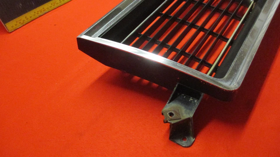 GMC S15 1983-1990 Y PARRILLA DELANTERA JIMMY 2 Foto 2 de 4