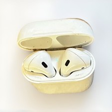 Apple AirPods 1st Generation In-Ear Headsets with Charging Case - White