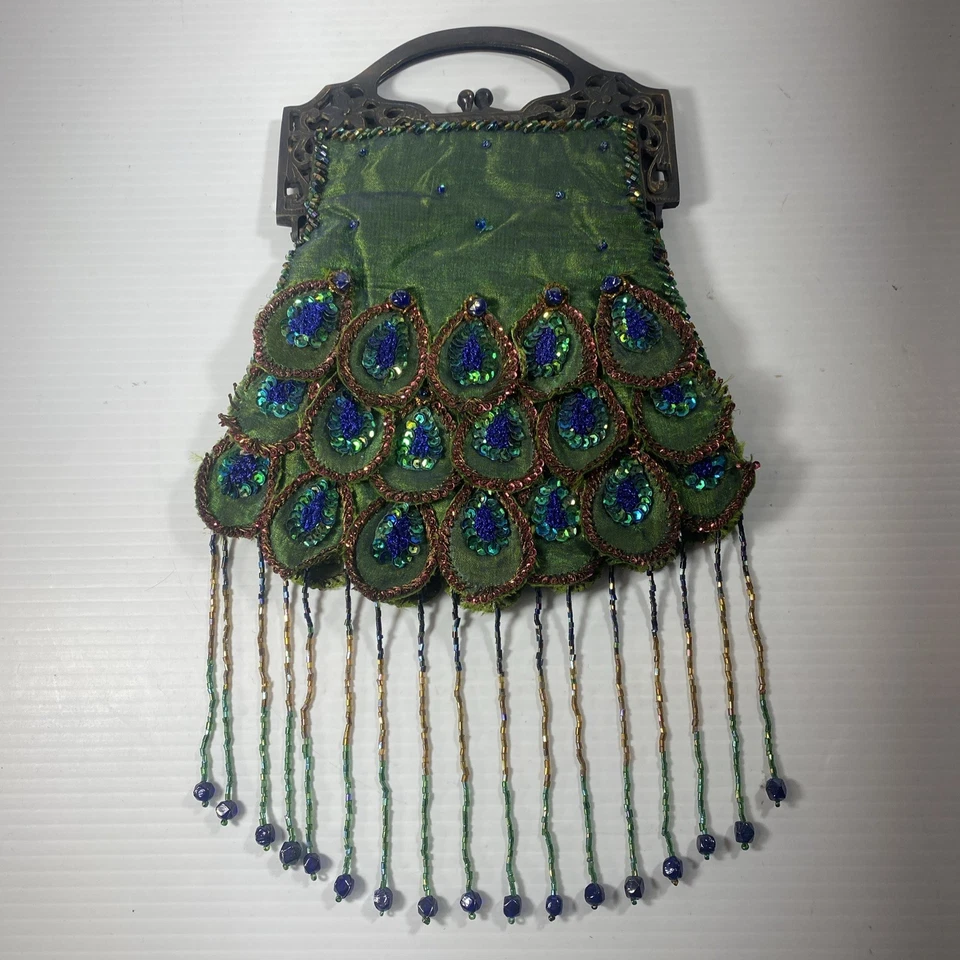 Stunning Art deco style Vintage Silk & Beaded Peacock Inspired Evening Bag. - Image 2 of 4