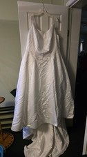 White Sleeveless Satin A-Line Wedding Dress Beading Buttons Veil