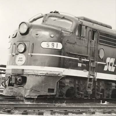 Seaboard Coast Line Railroad SCL #591 E8A Electromotive Photo Jacksonville FL