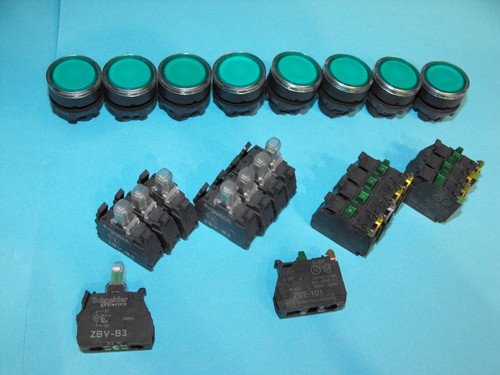 Schneider Electric.TELEMECANIQUE.ZB5AH033+ZBV-B3+ZBE101.24V.(LOTE 24PCS).NUEVO - Imagen 3 de 11