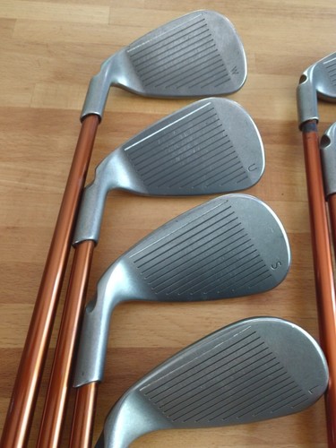 Ping G10 Iron Set 5-PW UW SW LW Regular Graphite Blue Dot Right Hand - 9 Clubs - Picture 8 of 12