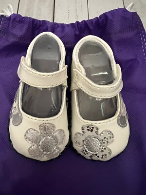 Pediped Abigail White Silver Baby Girl Shoes US Size 0-6 Months Xsmall
