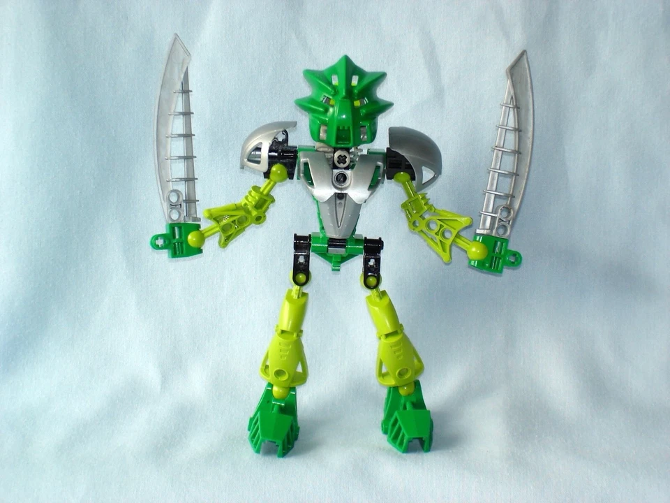 2002 Lego Bionicle ORIGINAL TOA NUVA (8566 - 8572) Complete in Canisters/Manuals - Image 4 of 4