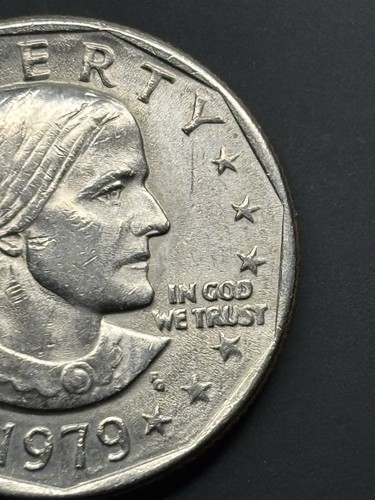 1979-D Rare Susan B Anthony Liberty $1 Dollar: FILLED MINT MARK/MINTING ERROR - Picture 11 of 13