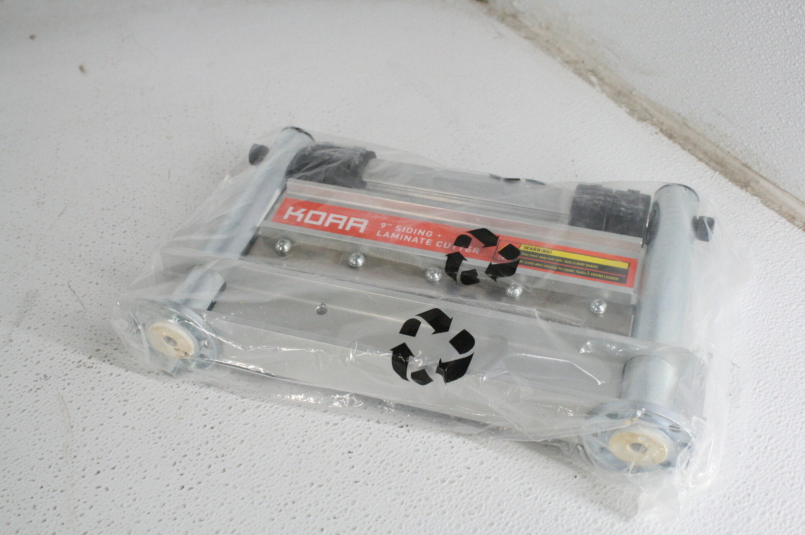 See+Notes+Norske+Tools+Kmap001+Korr+9+Inch+Laminate+Flooring+Siding