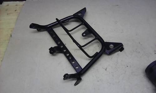 Soporte de faros negro OEM HONDA 61310-GEZ-670ZA, 2003 - 2023,... - Imagen 15 de 16