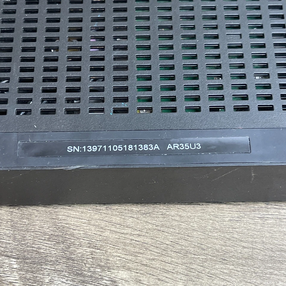 Disco duro externo portátil de escritorio LaCie Porsche Design AR35U3 USB 3.0 - gris Foto 3 de 4